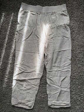 Old Navy Cream Cropped Linen Pants